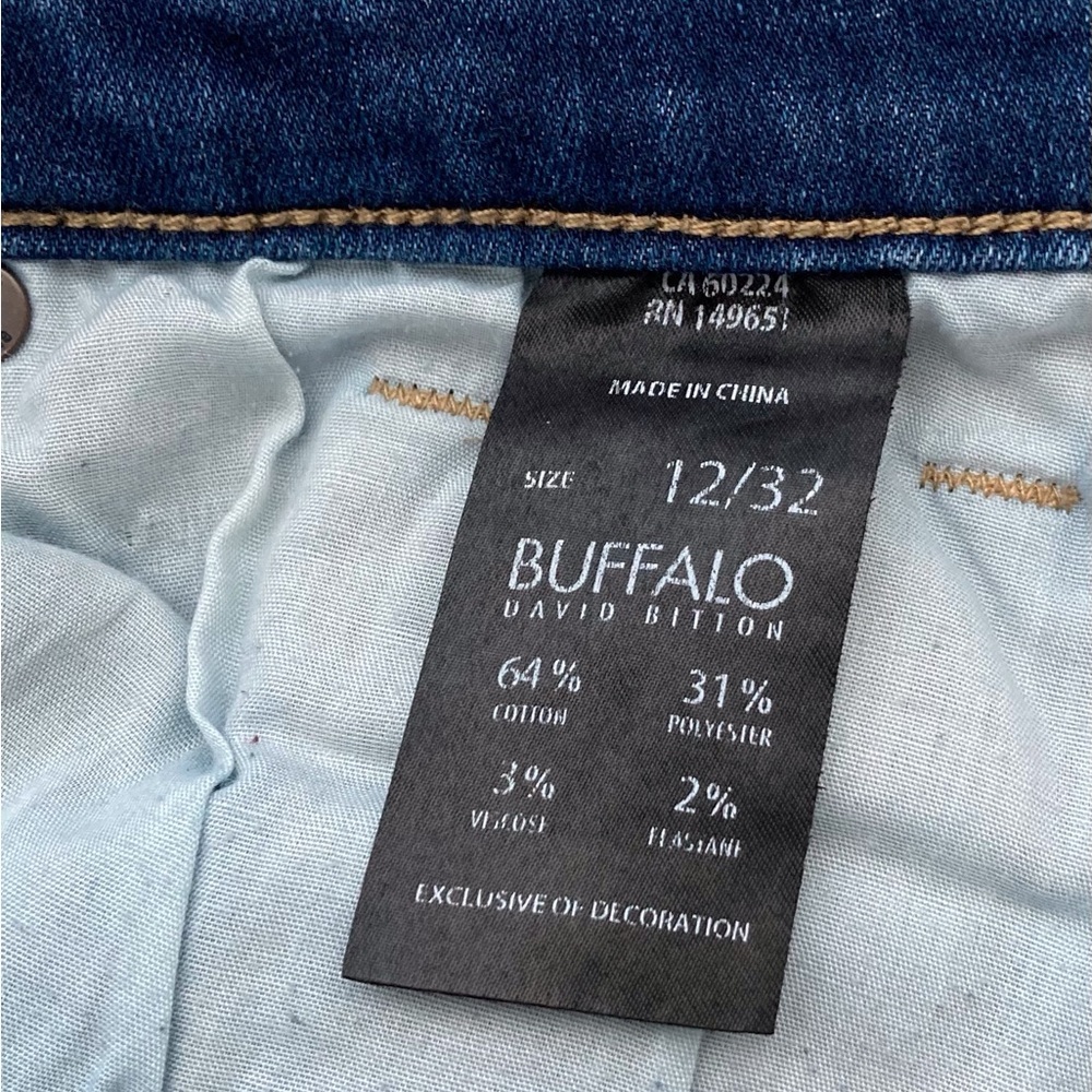LAST CHANCE. BUFFALO David Bitton RIP & REPAIR SKINNY Size 12 Distressed - Picture 9 of 9